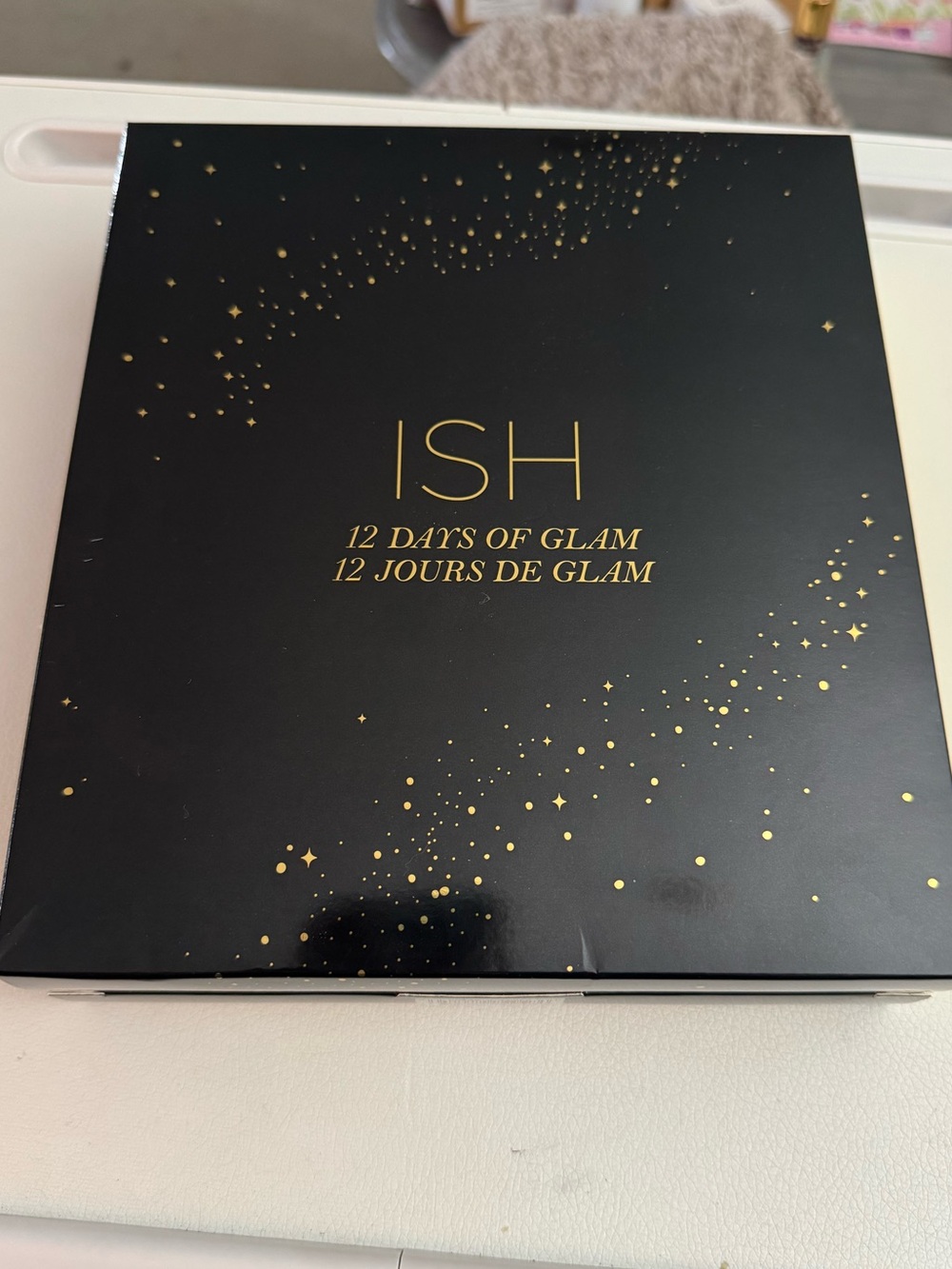 ISH 12 Days of Glam Gift Set